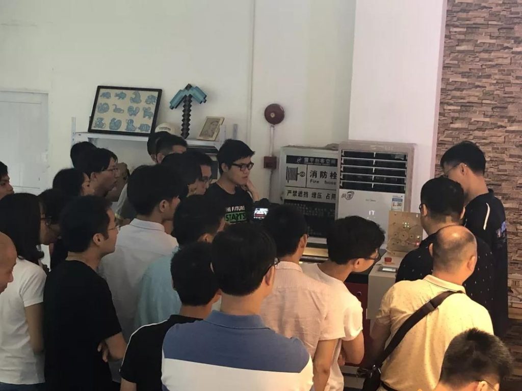 紛紛圍觀，一睹樂造匠真容，更令人贊嘆的還是它的性能。
