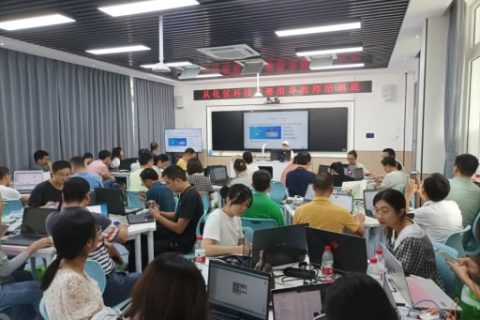 雷宇助力廣州市從化區(qū)科技競賽指導(dǎo)教師培育活動(dòng)——激光造物課堂圓滿完成！